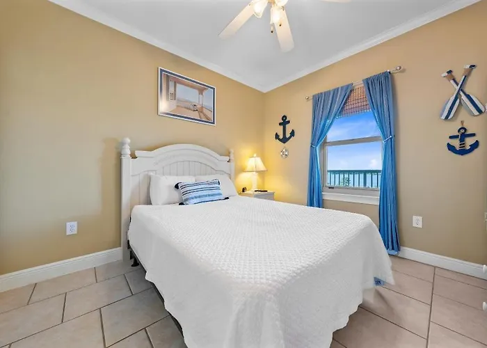 Crystal Tower 606 By Youngs Suncoast